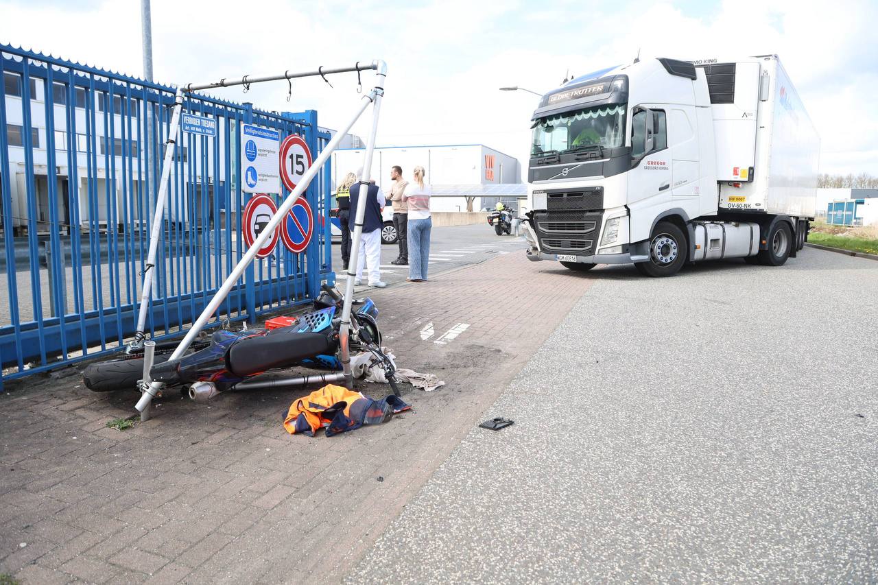 Motorrijder (21) overleden na ongeval in Holten